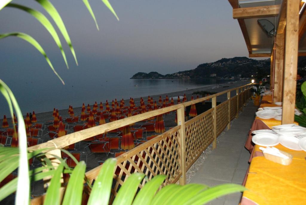 Maniel Hotel 3*