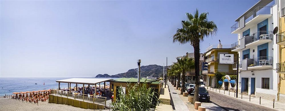 Maniel Hotel 3*